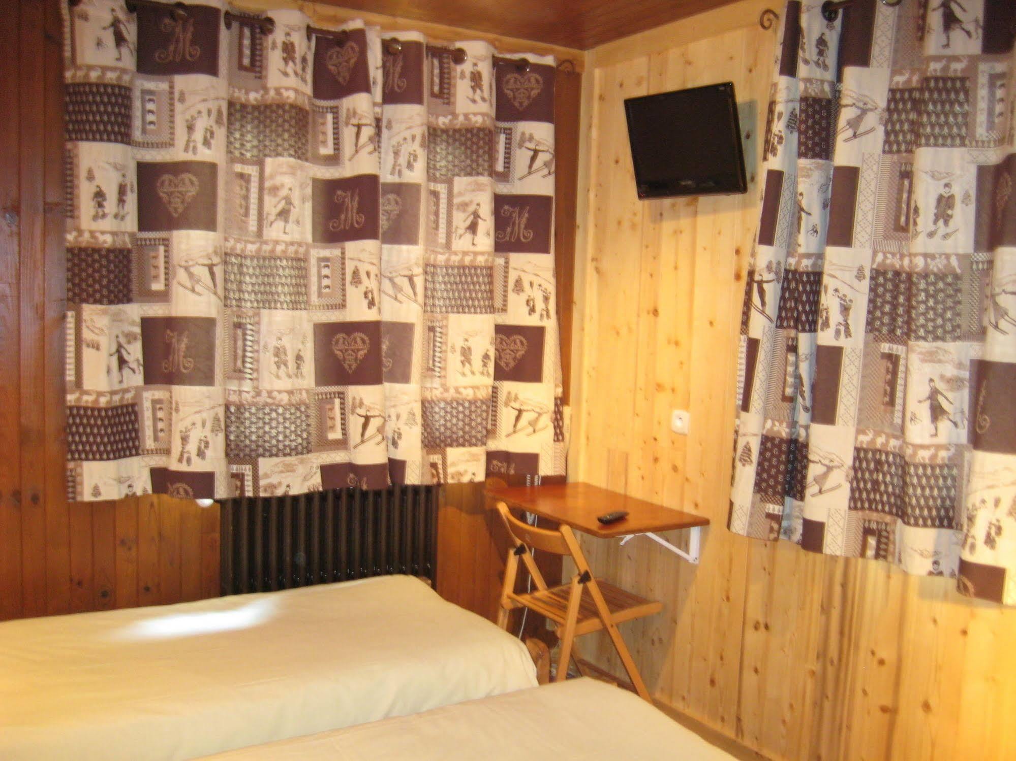 Hôtel le Christiania Arêches Esterno foto